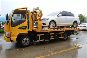 德兴附近拖车救援24小时服务热线
